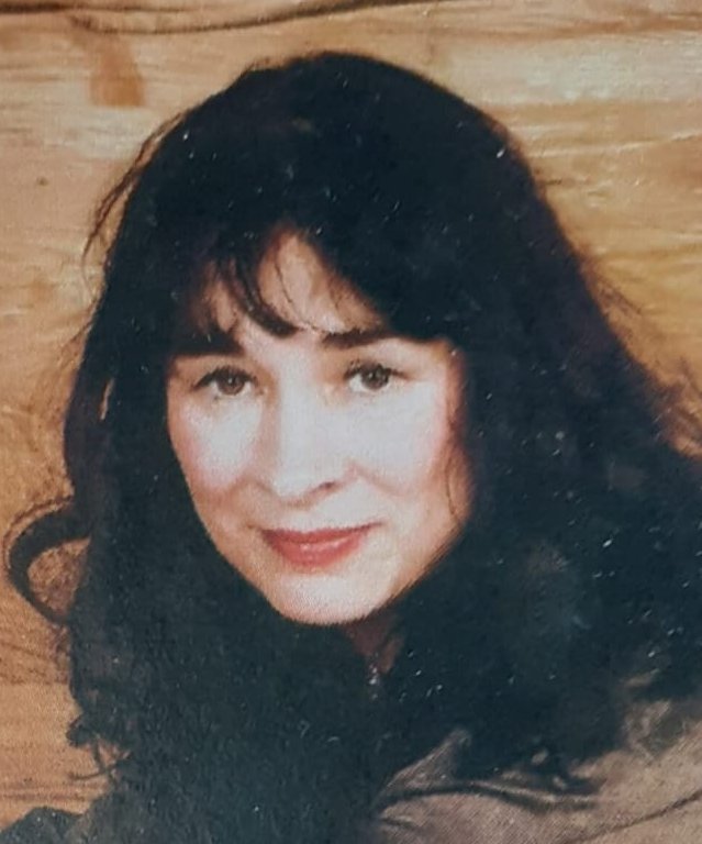 Ella Höser