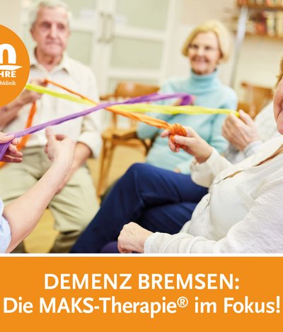 Schmuckbild: Senioren im Kreis mit Stäben in der Hand