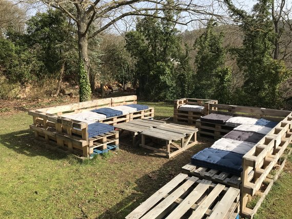 Erlebnispädagogik im Garten der Klinik Viktoriastift Erlebnispädagogik im Garten der Klinik Viktoriastift