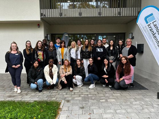 Ein neuer Kurs ist an der Rheinhessen-Fachklinik Alzey in die Pflegeausbildung gestartet