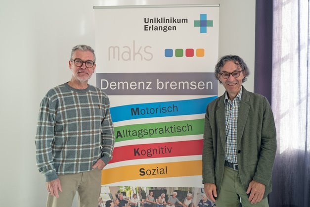 Thomas Phlipsen-Leiyng (links) und Prof. Dr. Elmar Gräßel informierten überaus interessant zur MAKS-Therapie®.