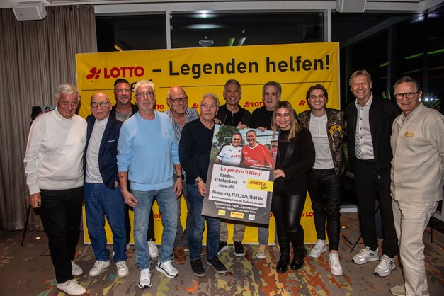 Lotto-Elf bei Saisoneröffnung