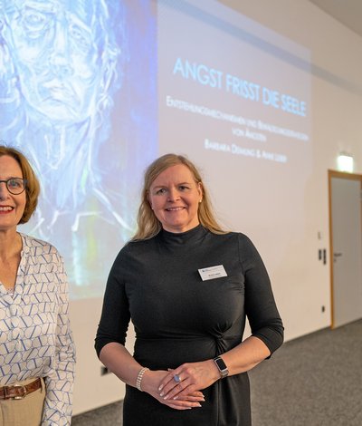 Dr. Barbara Deimling und die leitende Psychologin der RMF, Anne Leber, referierten zum Thema Angststörungen.